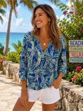 Lilly Pulitzer Blue Green Top popover  women S resort tropical